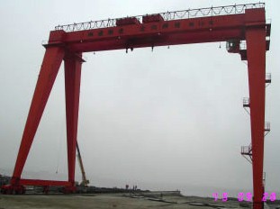 ME型100t+100t-36m造船門式起重機(jī)（楓葉海運(yùn)船廠）
